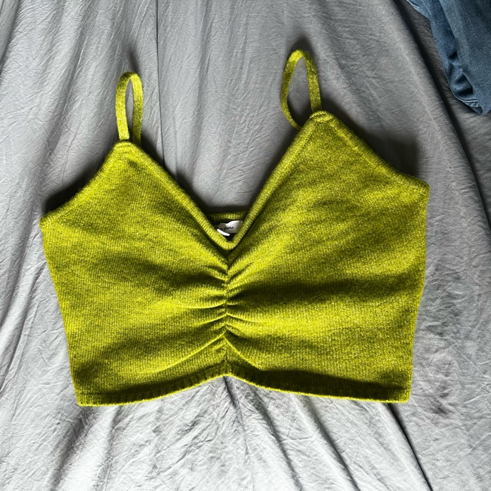 Green knitted top